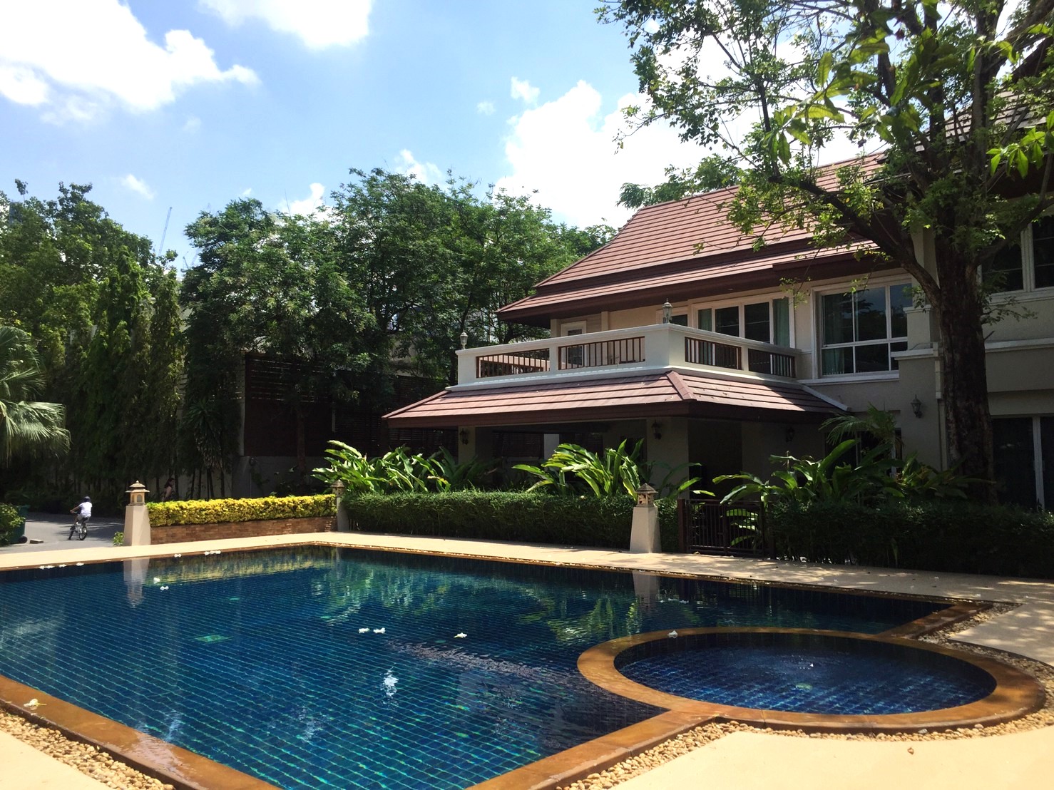 House with Shared Pool in Sukhumvit 